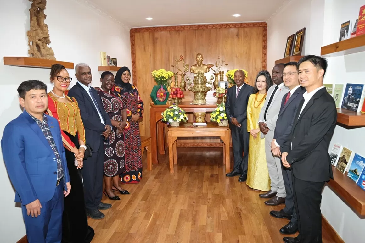 Khánh thành không gian Hồ Chí Minh trong ngày Tết Độc lập tại Tanzania Khánh thành không gian Hồ Chí Minh trong ngày Tết Độc lập tại Tanzania