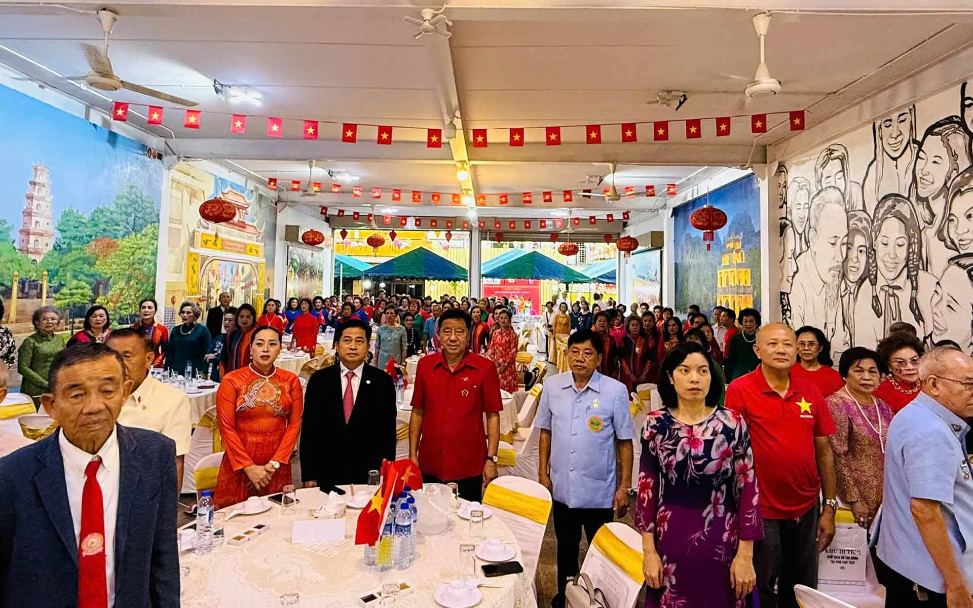 Kiều bào tại Thái Lan tổ chức kỷ niệm 80 năm Quốc khánh trên phố Việt Nam