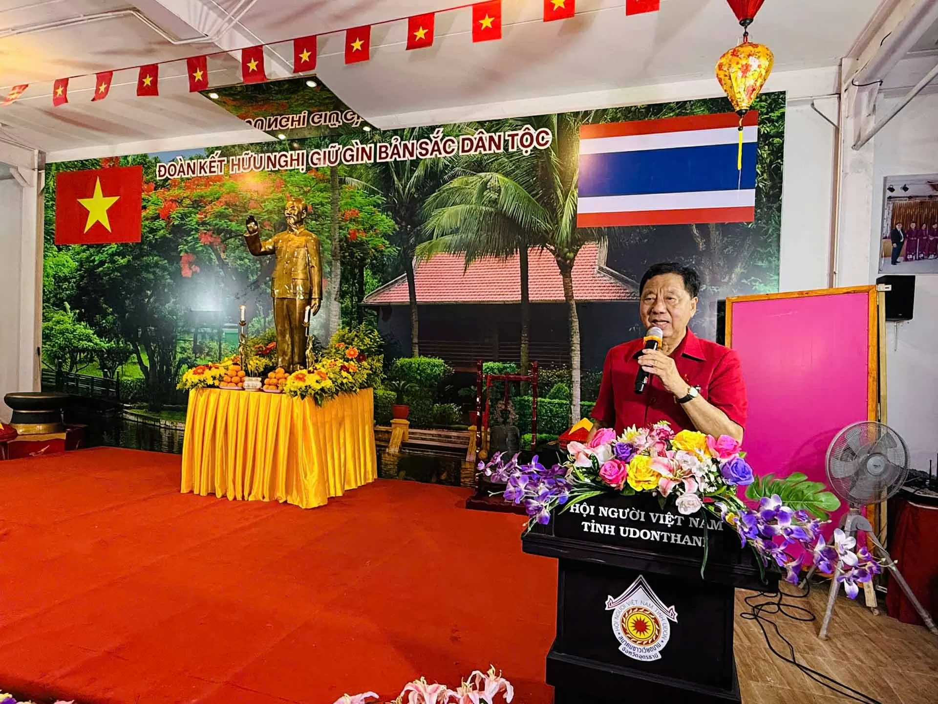 Kiều bào tại Thái Lan tổ chức kỷ niệm 80 năm Quốc khánh trên phố Việt Nam