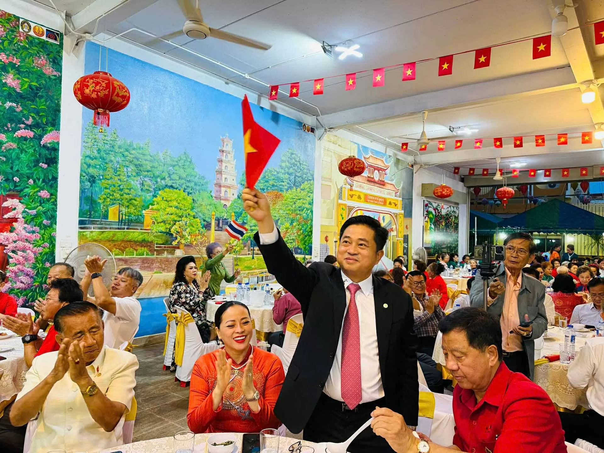 Kiều bào tại Thái Lan tổ chức kỷ niệm 80 năm Quốc khánh trên phố Việt Nam Kiều bào tại Thái Lan tổ chức kỷ niệm 80 năm Quốc khánh trên phố Việt Nam