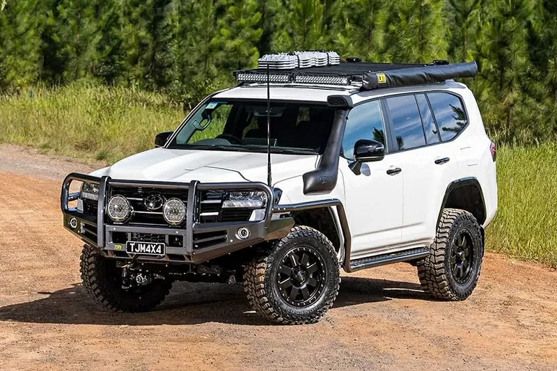 Cập nhật bảng giá xe hãng Toyota mới nhất tháng 9/2025