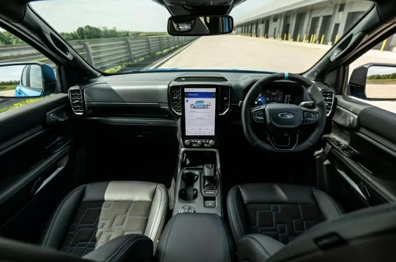 Nội thất hiện đại của Ford Ranger MS-RT PHEV.