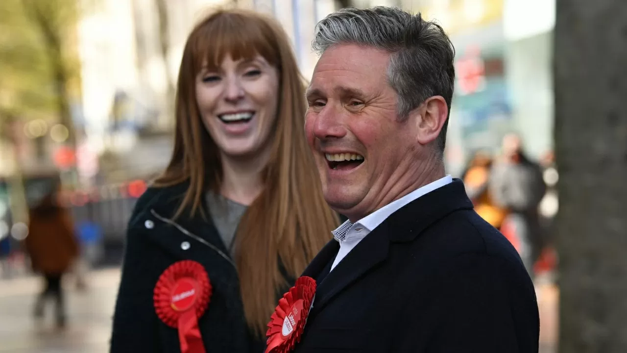 Chính trường Anh 'dậy sóng', Phó Thủ tướng từ chức vì bê bối thuế