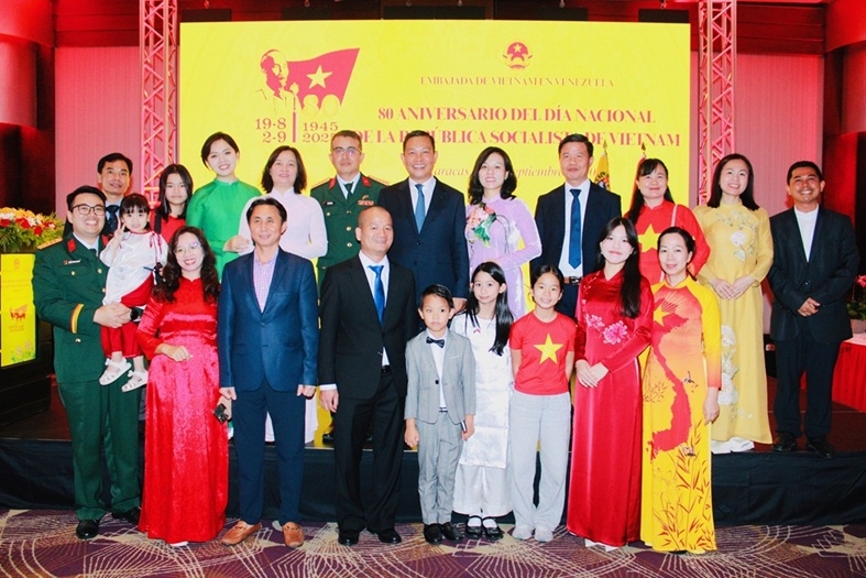 Kỷ niệm 80 năm Cách mạng tháng Tám và Quốc khánh 2/9 tại Venezuela