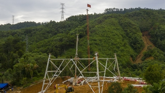Dự án 500kV Lào Cai - Vĩnh Yên quyết tâm đóng điện trong tháng 9
