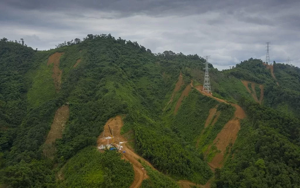 Dự án 500kV Lào Cai - Vĩnh Yên quyết tâm đóng điện trong tháng 9 Dự án 500kV Lào Cai - Vĩnh Yên quyết tâm đóng điện trong tháng 9