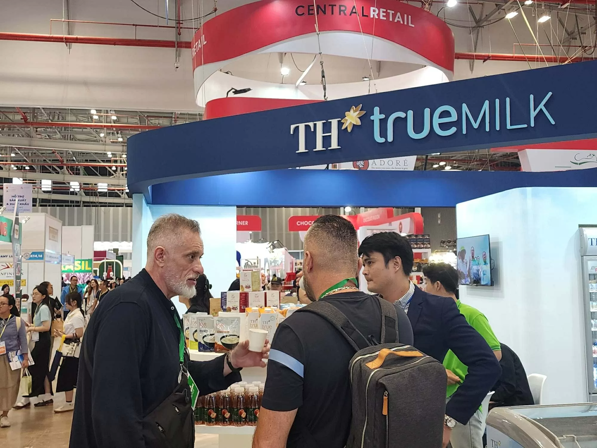 TH true MILK minh bạch chuỗi giá trị khi tiếp cận nhà mua quốc tế