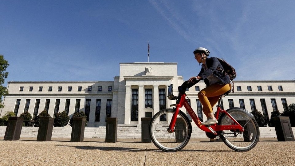 du lieu viec lam dang that vong fed nhieu kha nang se lam dieu nay