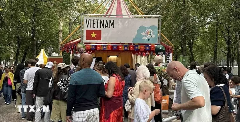 Lễ hội các Đại sứ quán tại La Haye lần thứ 13: Văn hóa Việt tỏa sáng giữa lòng châu Âu