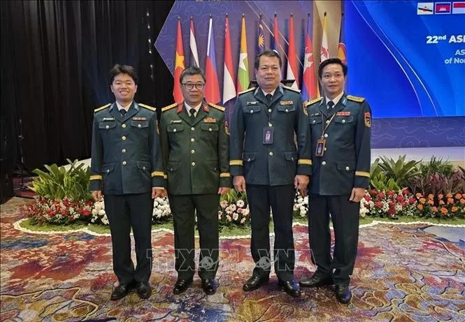 Việt Nam tham dự Hội nghị Tư lệnh Không quân ASEAN lần thứ 22: Thông điệp hợp tác quốc phòng vì hòa bình Việt Nam tham dự Hội nghị Tư lệnh Không quân ASEAN lần thứ 22: Thông điệp hợp tác quốc phòng vì hòa bình