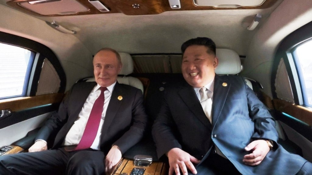 khi xe limousine tro thanh phong hop di dong cua tong thong nga putin