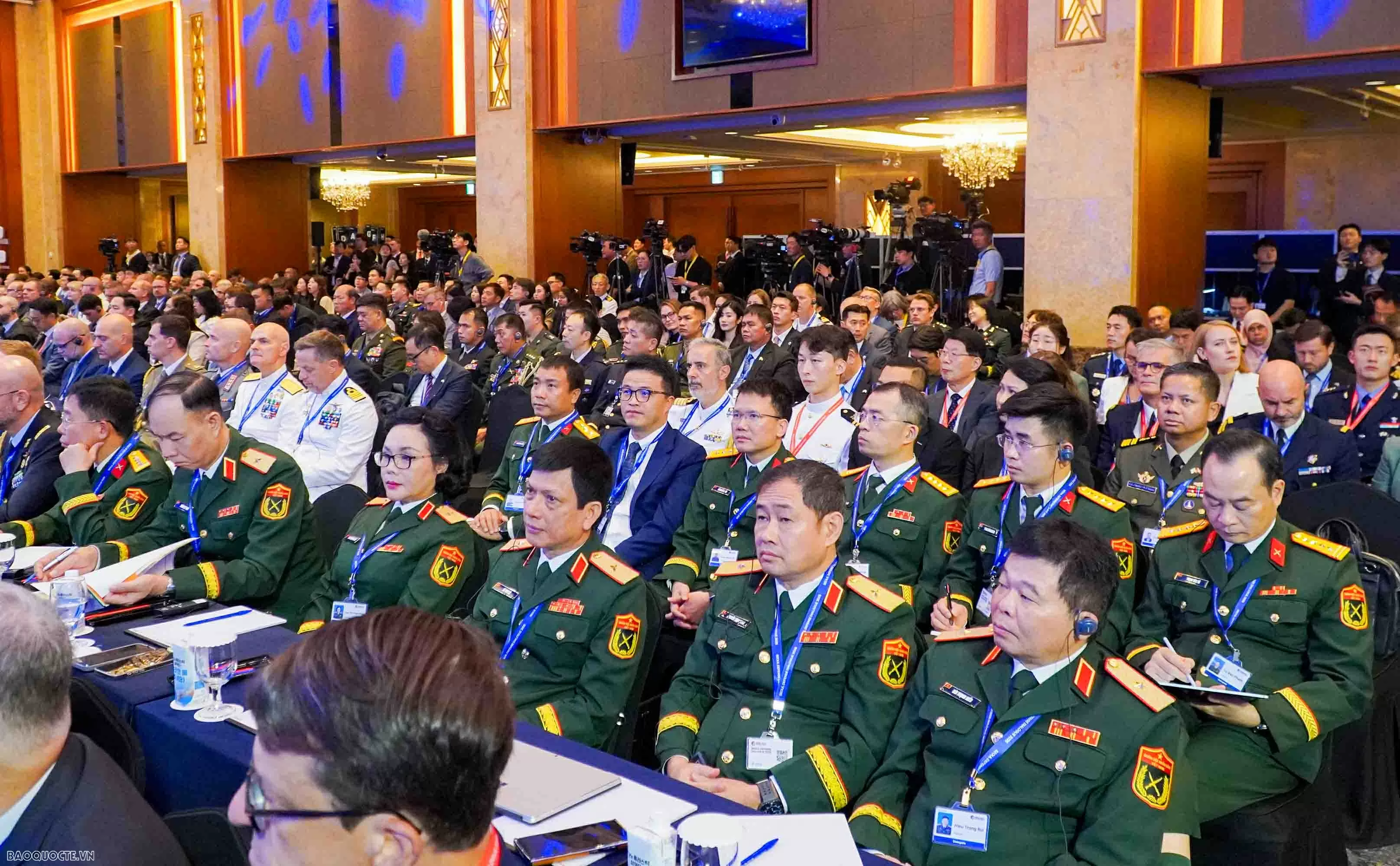 Việt Nam đề xuất 5 giải pháp giảm căng thẳng quân sự và thiết lập lòng tin lâu dài Việt Nam đề xuất 5 giải pháp giảm căng thẳng quân sự và thiết lập lòng tin lâu dài