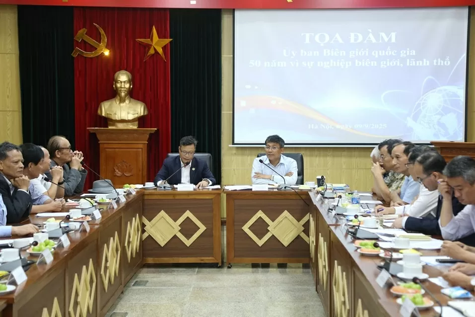 Ủy ban Biên giới quốc gia - 50 năm một sứ mệnh thiêng liêng Ủy ban Biên giới quốc gia - 50 năm một sứ mệnh thiêng liêng