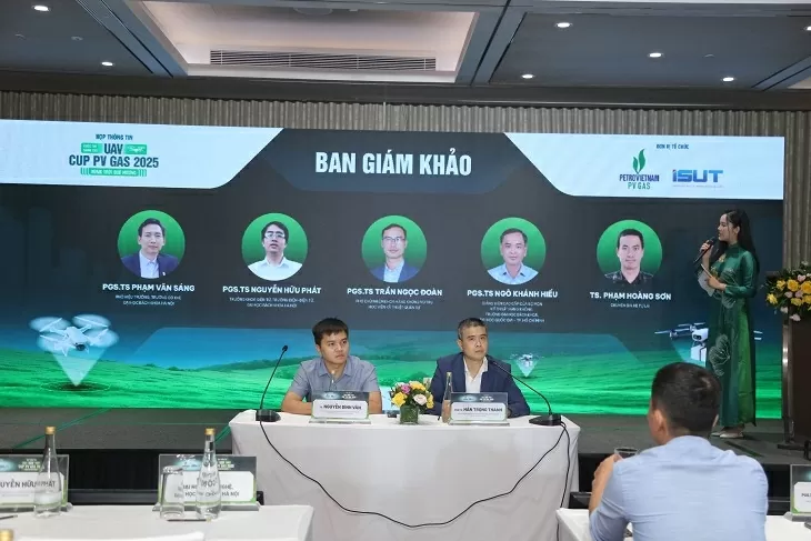 Phát động Cuộc thi Sáng tạo UAV dành riêng cho học sinh, sinh viên Phát động Cuộc thi Sáng tạo UAV dành riêng cho học sinh, sinh viên