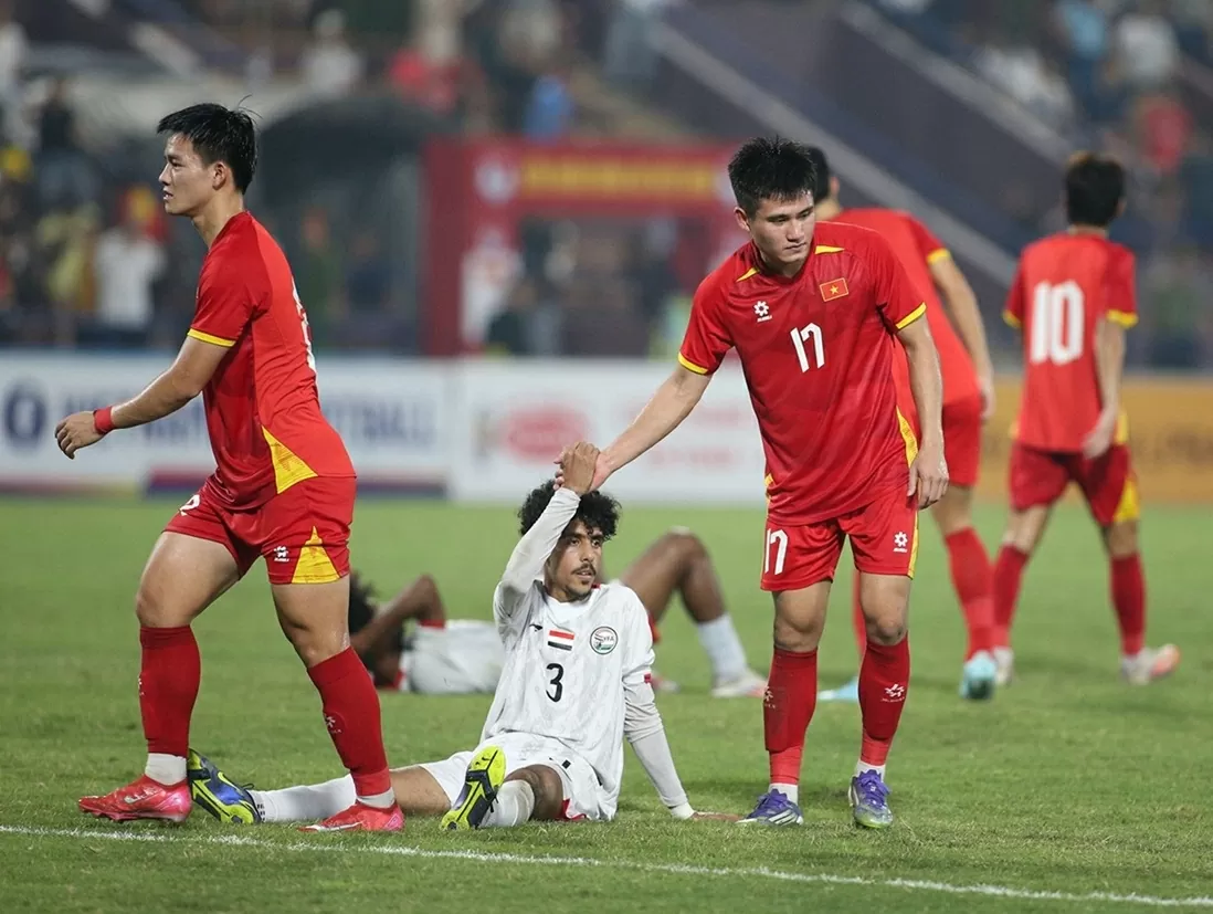 U23 châu Á 2026: U23 Việt Nam toàn thắng vòng loại, động viên đồng nghiệp Yemen