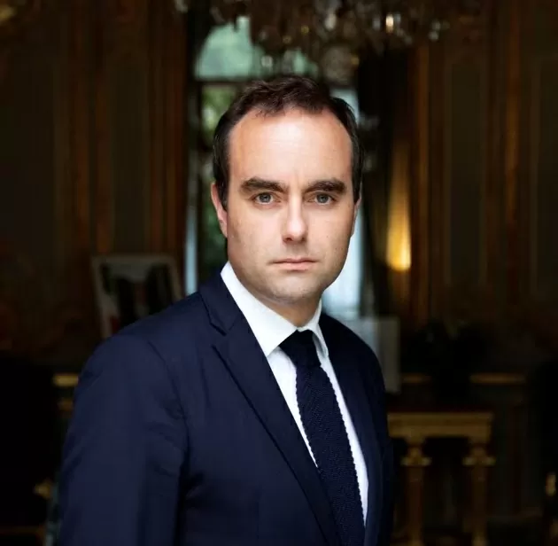 Pháp có Thủ tướng mới trong 'chớp mắt'. (Nguồn: Leextra) Pháp có Thủ tướng mới trong 'chớp mắt'. (Nguồn: Leextra)