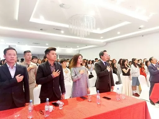 Kỷ niệm 80 năm Quốc khánh và tuyên dương khen thưởng học sinh, sinh viên Việt Nam tiêu biểu tại Ba Lan Kỷ niệm 80 năm Quốc khánh và tuyên dương khen thưởng học sinh, sinh viên Việt Nam tiêu biểu tại Ba Lan