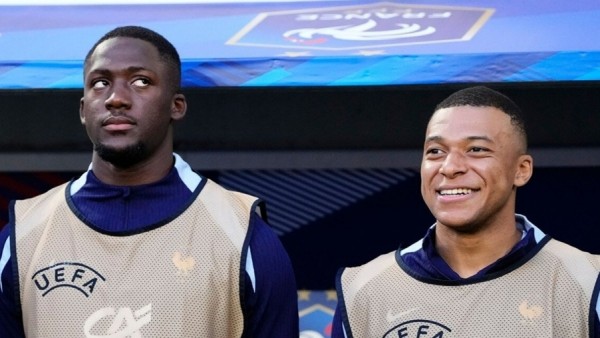 Kylian Mbappe thường xuyên thuyết phục Ibrahima Konate gia nhập Real Madrid
