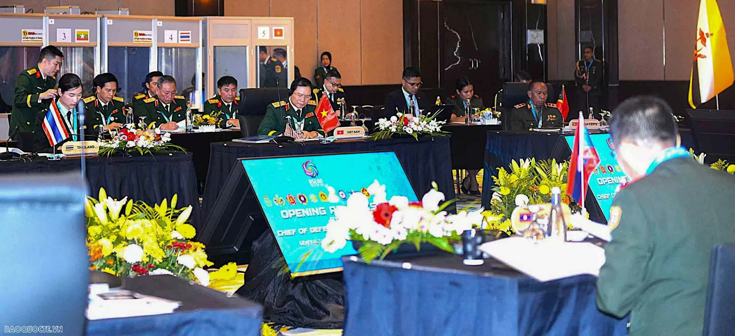 Đại tướng Nguyễn Tân Cương: ASEAN vượt thách thách chung khi cùng hợp tác trên nền tảng lòng tin chiến lược Đại tướng Nguyễn Tân Cương: ASEAN vượt thách thách chung khi cùng hợp tác trên nền tảng lòng tin chiến lược