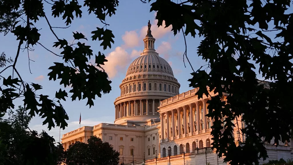 Hạ viện Mỹ phê chuẩn dự luật chi tiêu quân sự trị giá gần 900 tỷ USD Hạ viện Mỹ phê chuẩn dự luật chi tiêu quân sự trị giá gần 900 tỷ USD