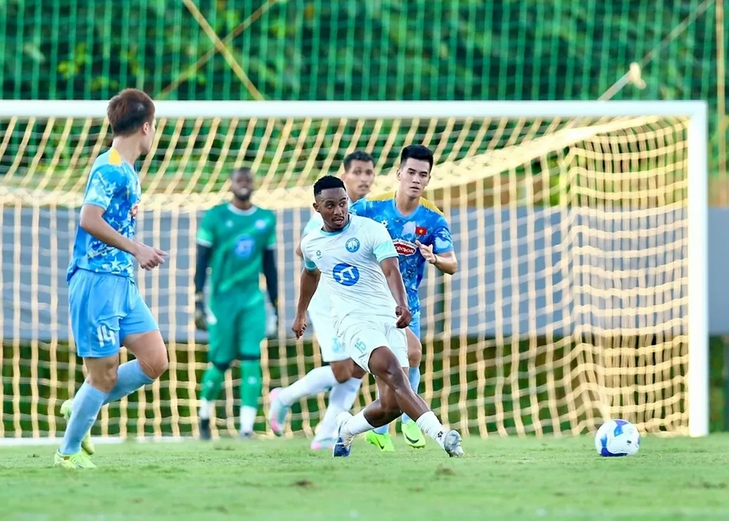 Đội tuyển Việt Nam xuống một bậc trên bảng xếp hạng FIFA mới