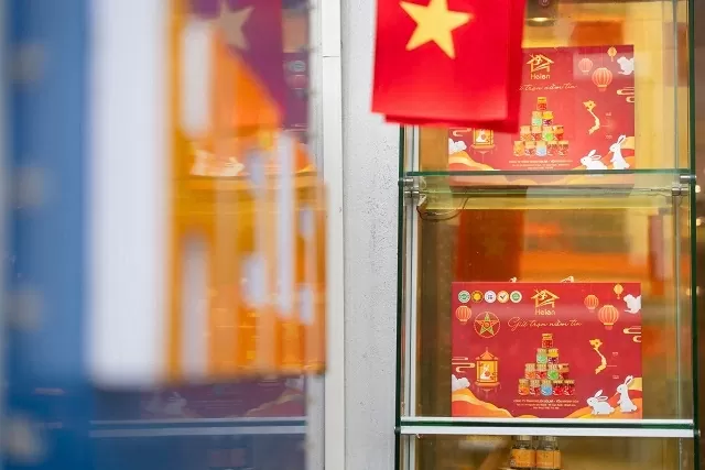 Việt Nam lần đầu tiên có sản phẩm làm từ tổ yến được cấp chứng nhận Halal
