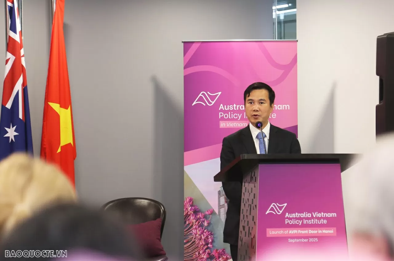 Thứ trưởng Bộ Khoa học và Công nghệ Bùi Thế Duy gửi lời chúc mừng nồng nhiệt tới Viện Chính sách Australia – Việt Nam. (Ảnh: Thành Long)