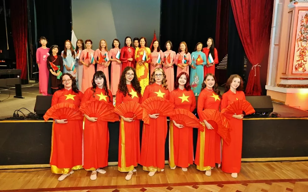 Long trọng tổ chức Lễ kỷ niệm 80 năm Quốc khánh Việt Nam tại Bulgaria Long trọng tổ chức Lễ kỷ niệm 80 năm Quốc khánh Việt Nam tại Bulgaria