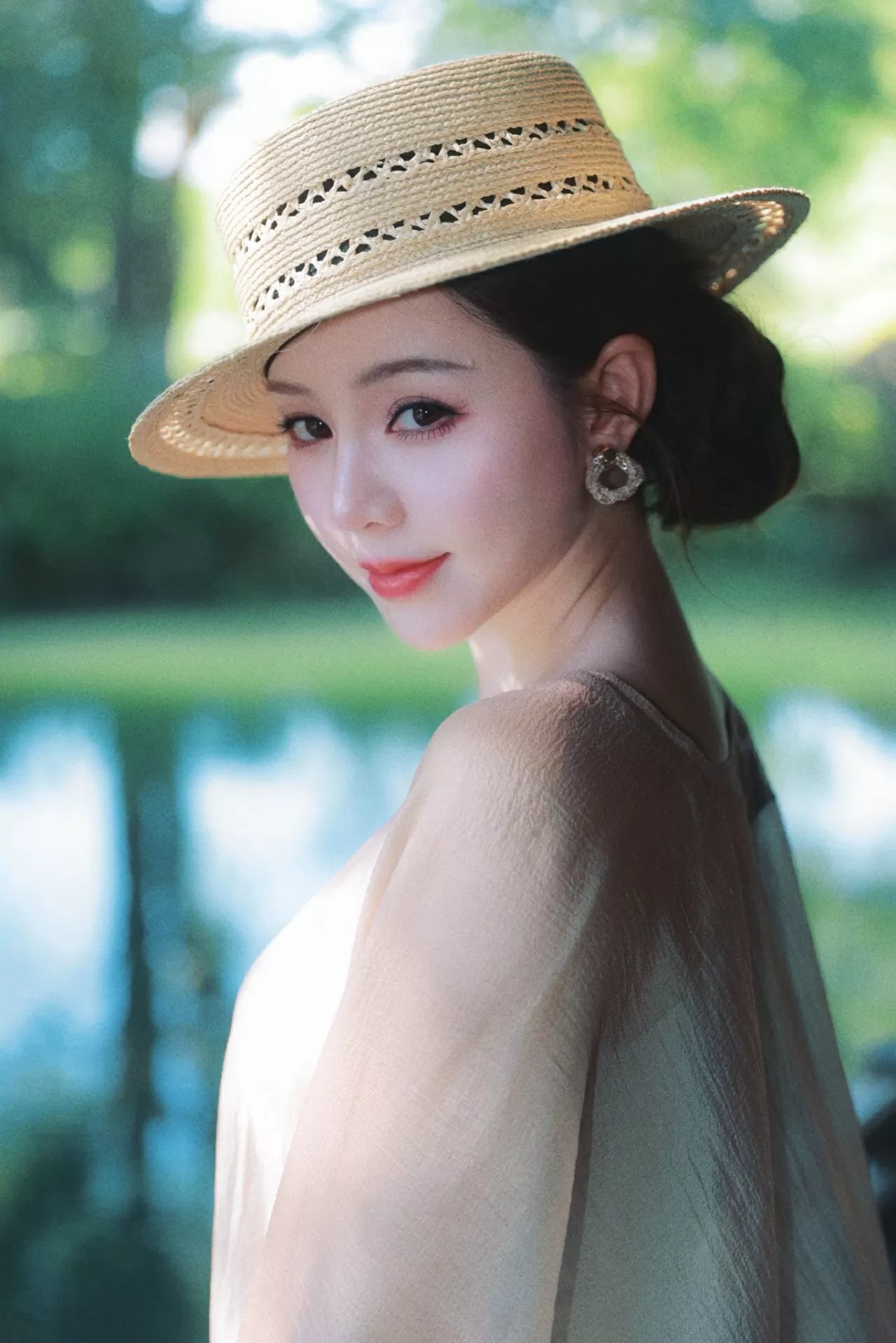 Diễn viên Quỳnh Kool