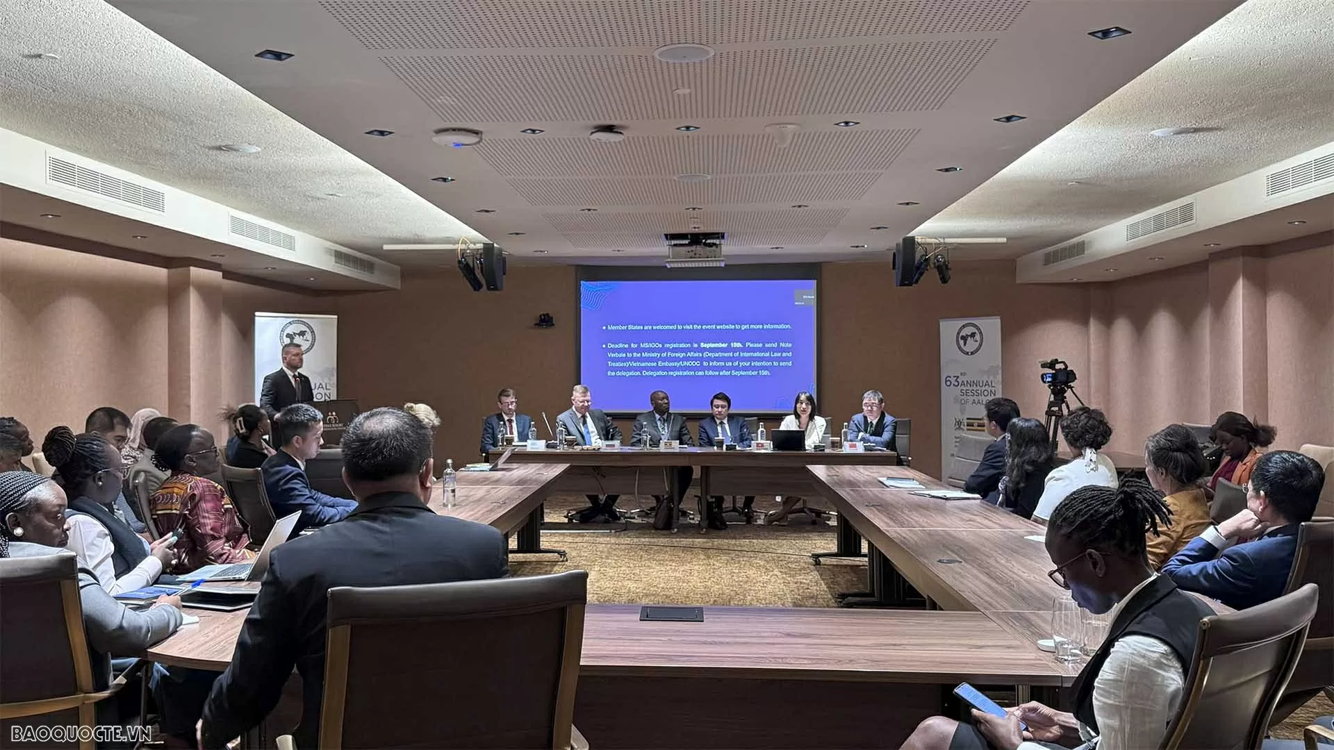 Việt Nam tham dự Hội nghị lần thứ 63 của AALCO tại Uganda và giới thiệu về Lễ mở ký Công ước của LHQ về chống tội phạm mạng Việt Nam tham dự Hội nghị lần thứ 63 của AALCO tại Uganda và giới thiệu về Lễ mở ký Công ước của LHQ về chống tội phạm mạng