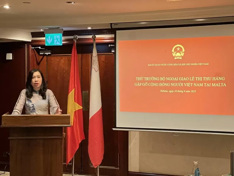 Thứ trưởng Lê Thị Thu Hằng đánh giá cao nỗ lực và tinh thần trách nhiệm của cộng đồng người Việt tại Malta