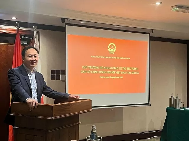 Thứ trưởng Bộ Ngoại giao Lê Thị Thu Hằng đánh giá cao nỗ lực và tinh thần trách nhiệm của cộng đồng người Việt tại Malta Thứ trưởng Lê Thị Thu Hằng đánh giá cao nỗ lực và tinh thần trách nhiệm của cộng đồng người Việt tại Malta