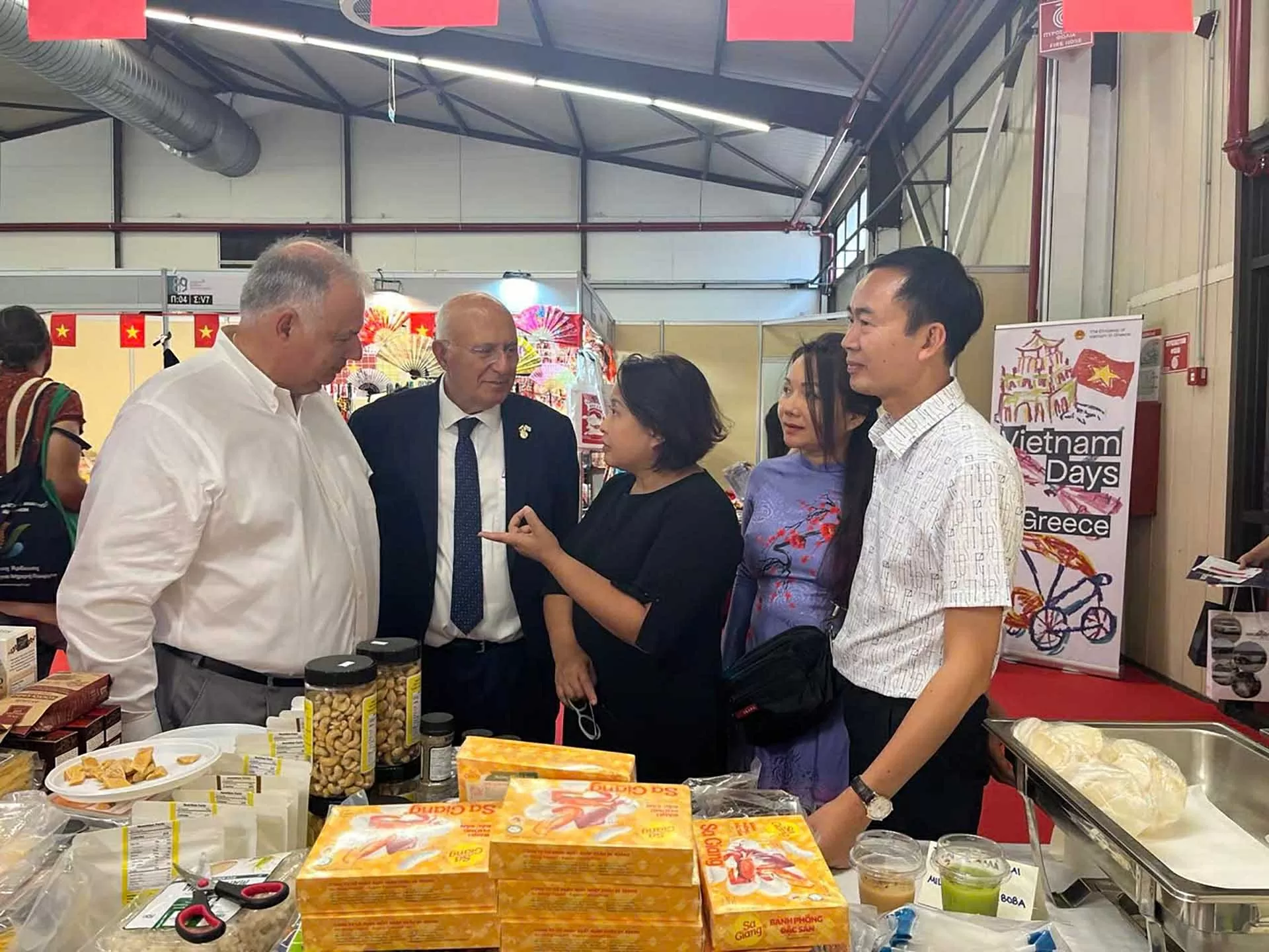 Kết nối doanh nghiệp Việt Nam với các đối tác Hy Lạp tại Triển lãm Kết nối doanh nghiệp Việt Nam với các đối tác Hy Lạp tại Triển lãm
