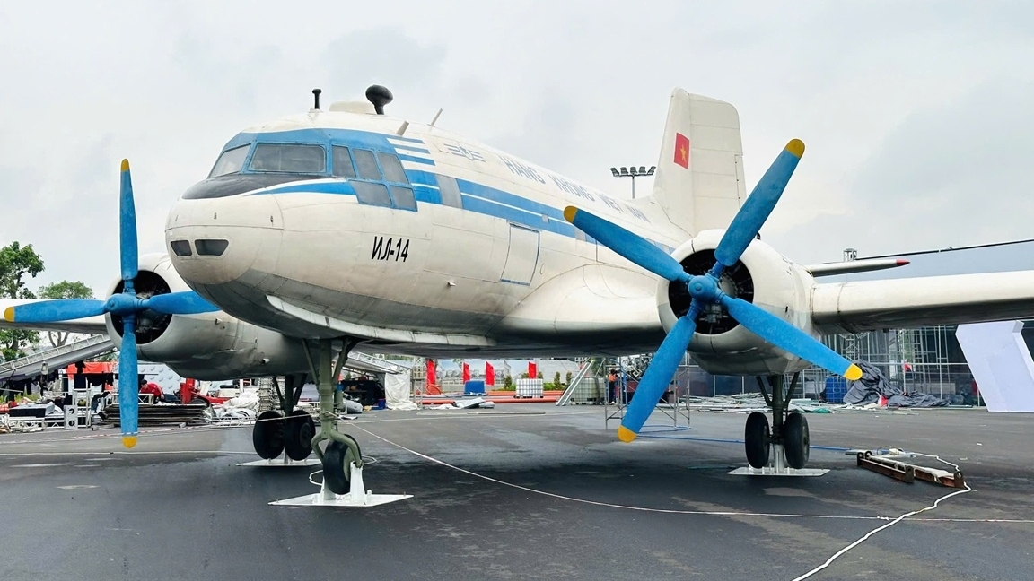 chuyen co tung phuc vu chu tich ho chi minh thu hut su chu y tai trien lam thanh tuu nganh xay dung