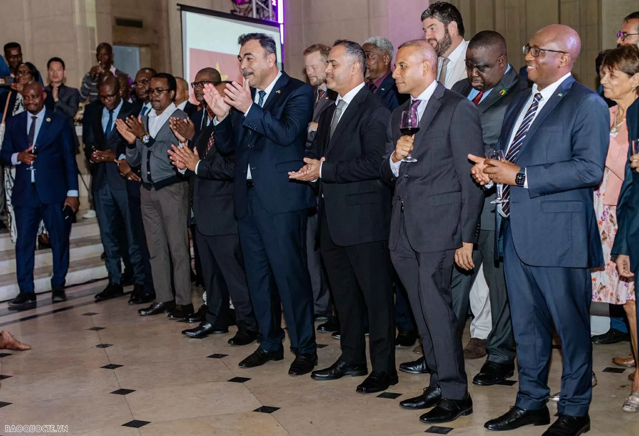 Chuỗi hoạt động kỷ niệm 80 năm Quốc khánh Việt Nam tại Mozambique Chuỗi hoạt động kỷ niệm 80 năm Quốc khánh Việt Nam tại Mozambique