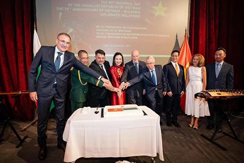 Tổng Bí thư Tô Lâm thăm Bulgaria: Ôn lịch sử bền chặt, nâng tầm cao hợp tác mới Tổng Bí thư Tô Lâm thăm Bulgaria: Ôn lịch sử bền chặt, nâng tầm cao hợp tác mới