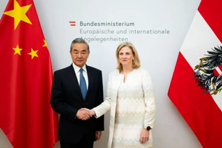 Ngoại trưởng Trung Quốc thăm Áo,