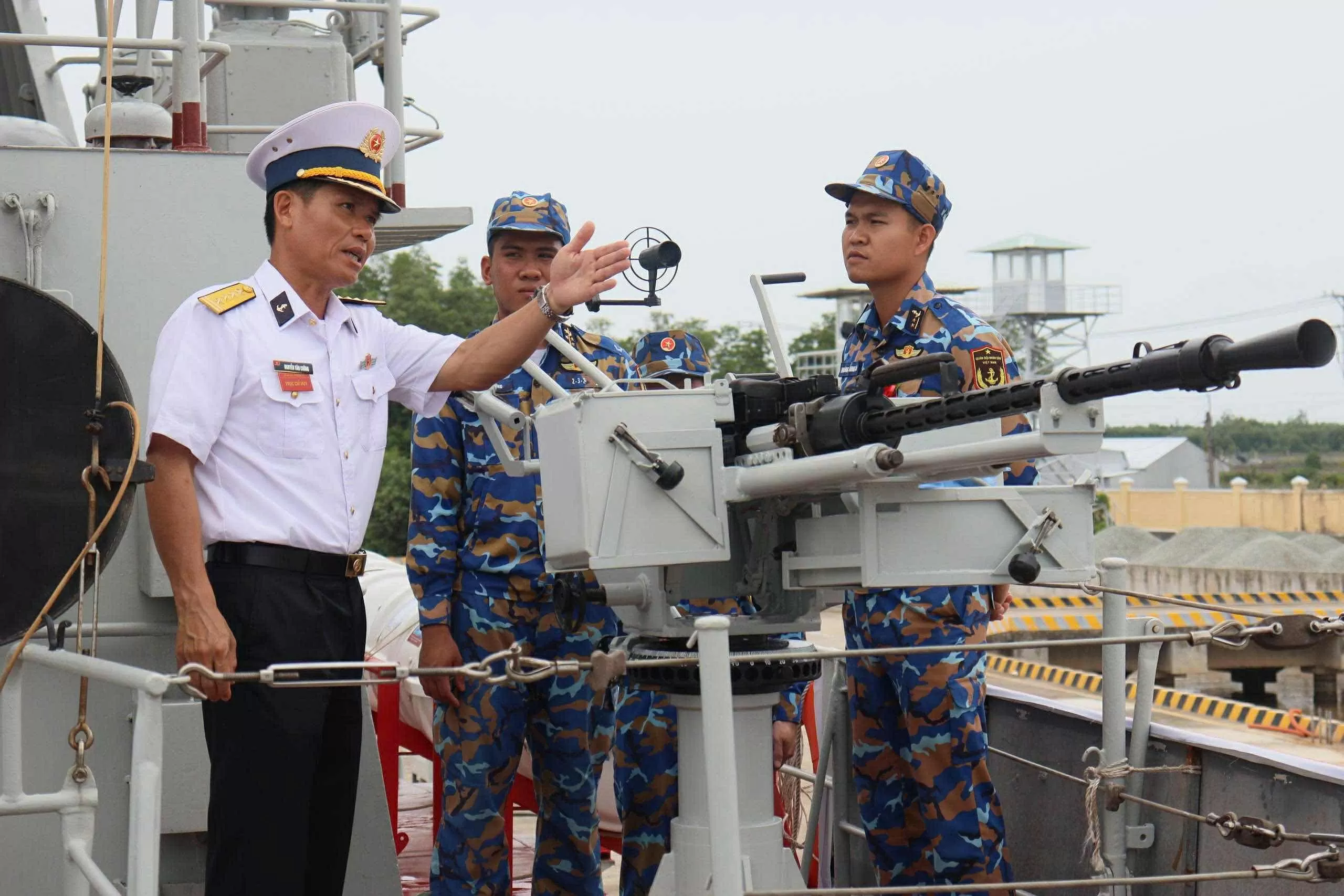 Lữ đoàn 175 không ngừng nâng cao chất lượng huấn luyện, sẵn sàng chiến đấu