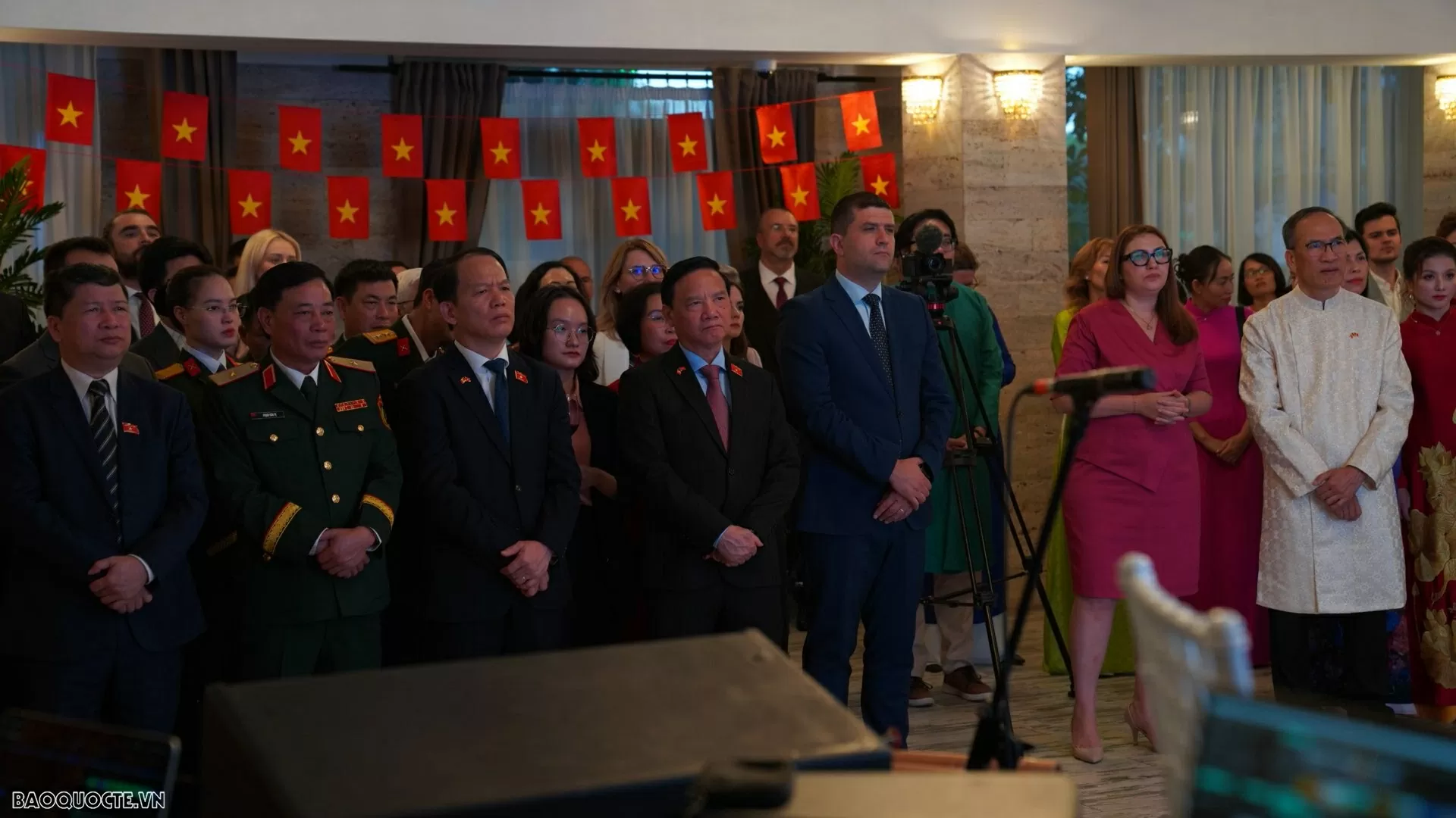 Đại sứ quán Việt Nam tại Romania tổ chức Lễ kỷ niệm 80 năm Quốc khánh và 75 năm thiết lập quan hệ ngoại giao Đại sứ quán Việt Nam tại Romania tổ chức Lễ kỷ niệm 80 năm Quốc khánh và 75 năm thiết lập quan hệ ngoại giao
