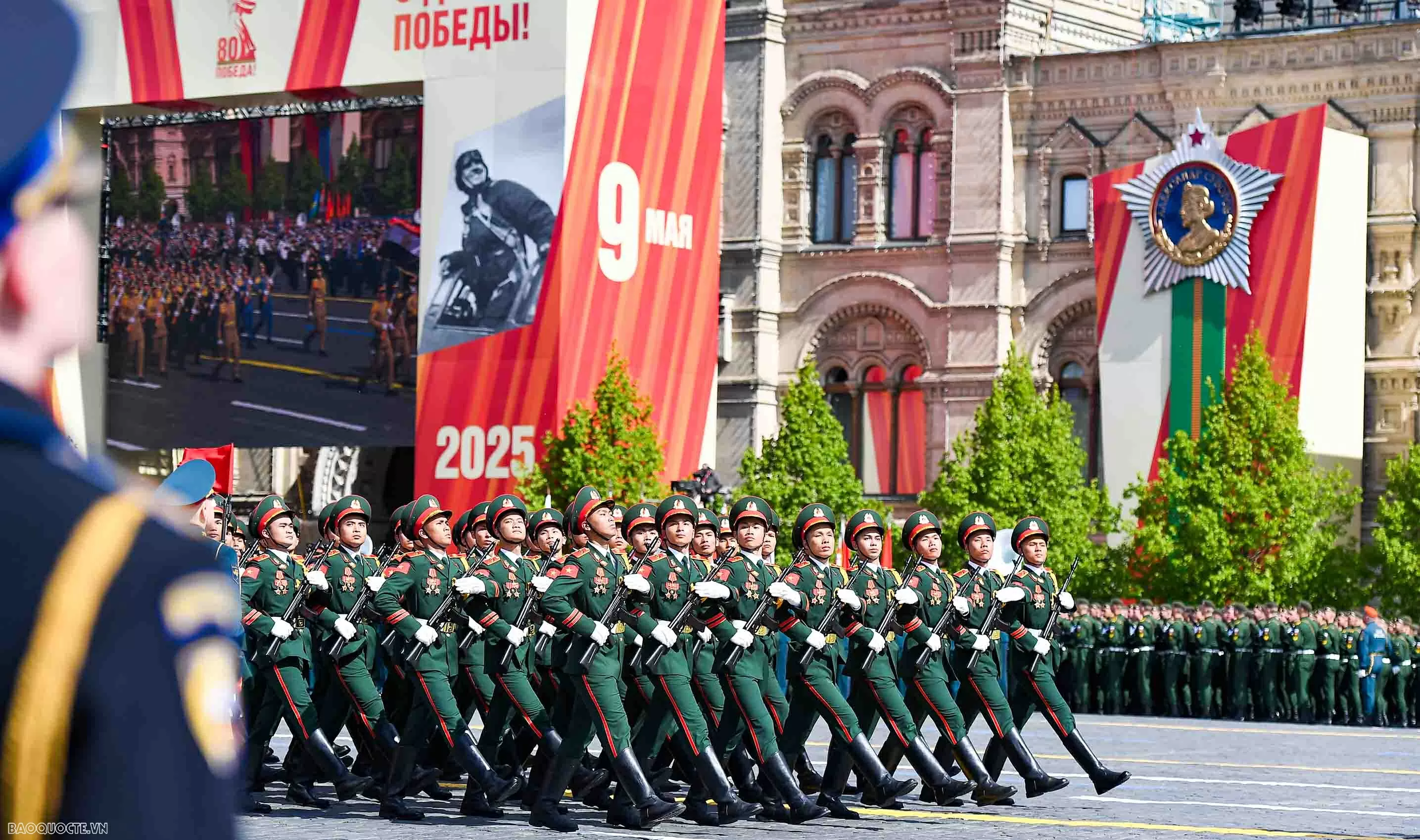 Những bước chân kiêu hùng của Quân đội Nhân dân Việt Nam giữa Quảng trường Đỏ Những bước chân kiêu hùng của Quân đội Nhân dân Việt Nam giữa Quảng trường Đỏ