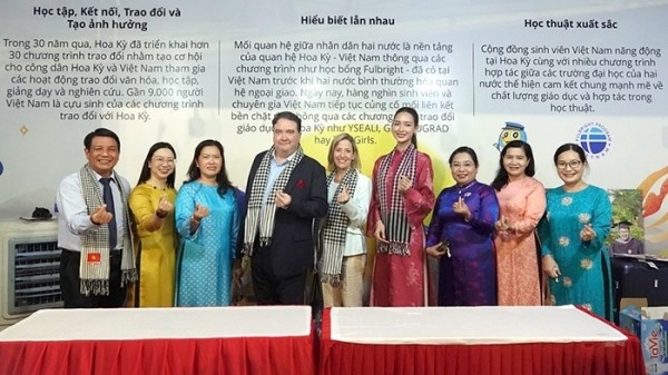 Đặc sắc chương trình Giao lưu hữu nghị Việt Nam - Hoa Kỳ