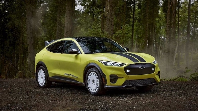 Cập nhật bảng giá xe hãng Ford mới nhất tháng 9/2025