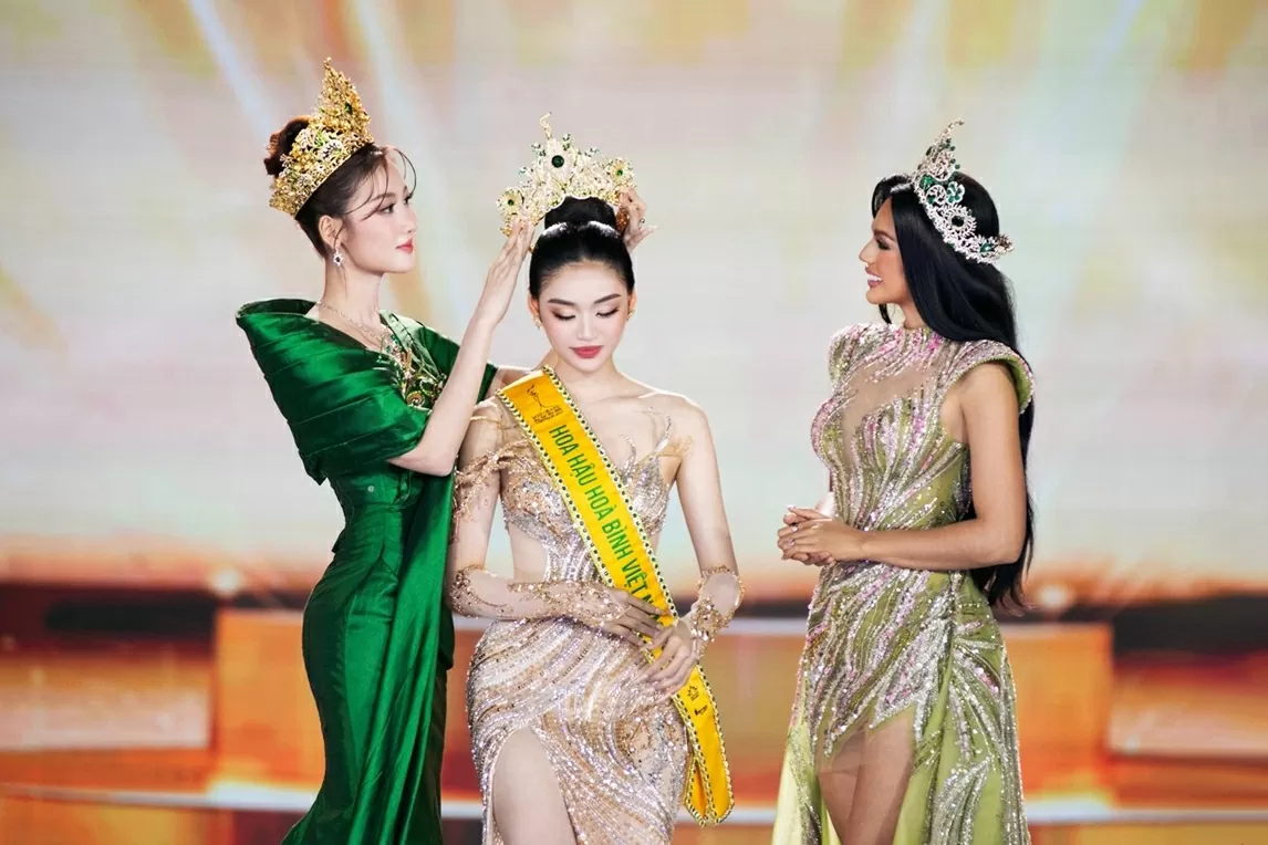 Nguyễn Thị Yến Nhi đăng quang Hoa hậu Hòa bình Việt Nam 2025 Nguyễn Thị Yến Nhi đăng quang Hoa hậu Hòa bình Việt Nam 2025