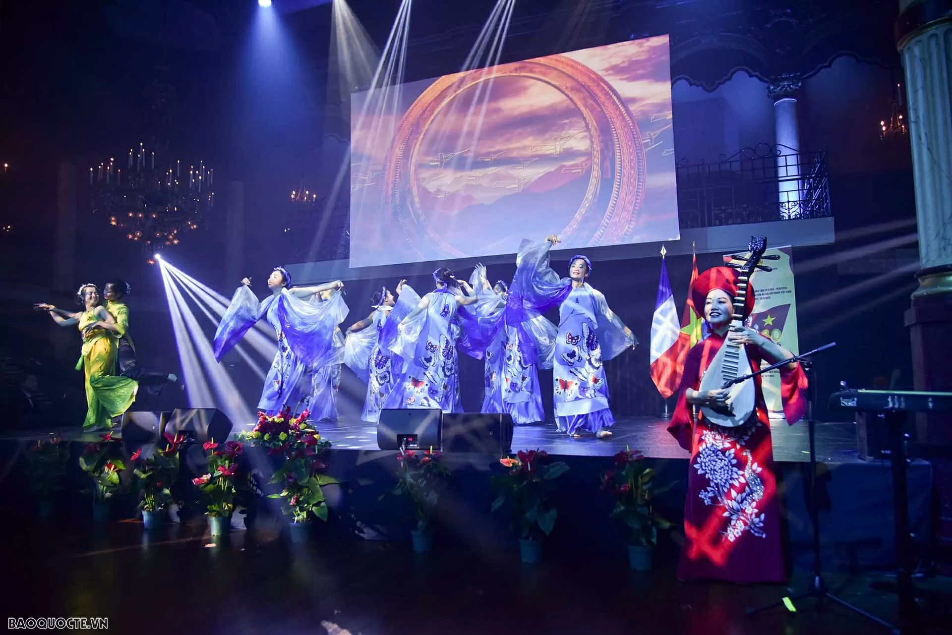 Đại sứ quán Việt Nam tại Pháp tổ chức kỷ niệm 80 năm Quốc khánh 2/9