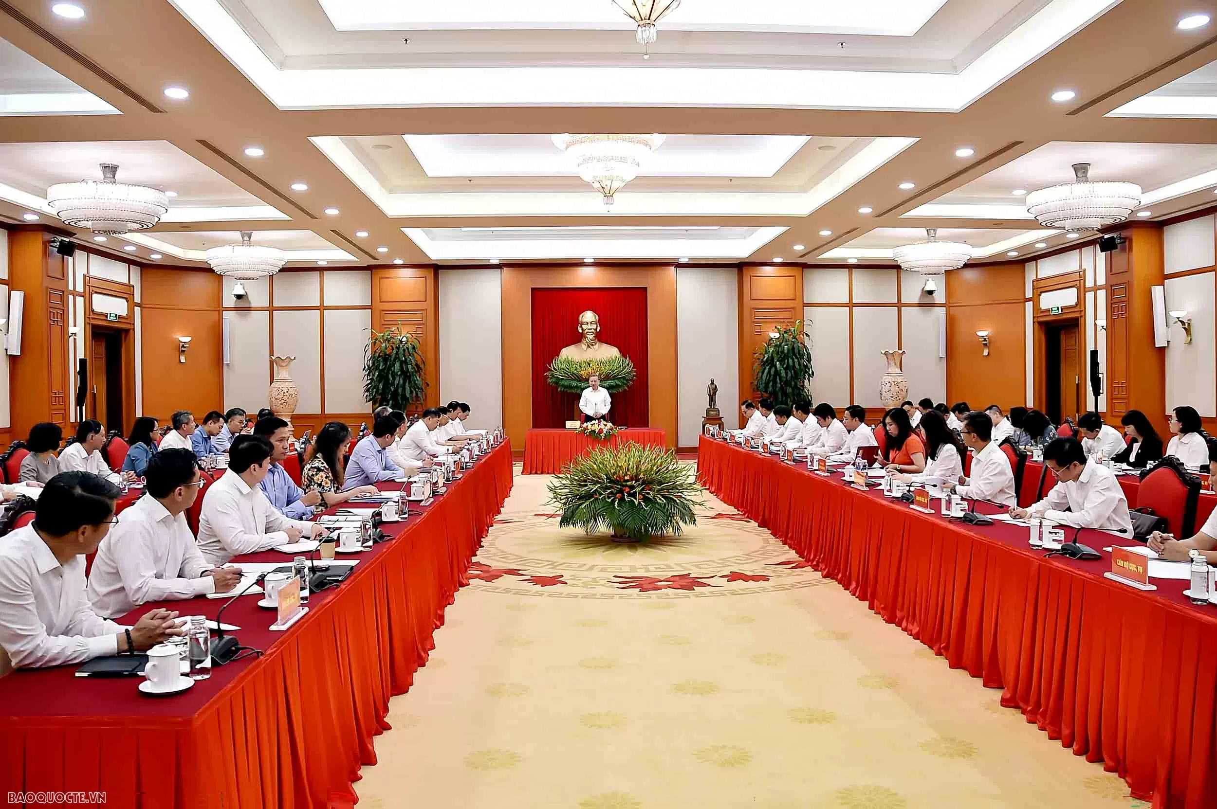 Tổng Bí thư Tô Lâm: Phát huy mạnh mẽ hơn nữa vai trò tiên phong và nhiệm vụ trọng yếu, thường xuyên của đối ngoại và hội nhập quốc tế Tổng Bí thư Tô Lâm: Phát huy mạnh mẽ hơn nữa vai trò tiên phong và nhiệm vụ trọng yếu, thường xuyên của đối ngoại và hội nhập quốc tế