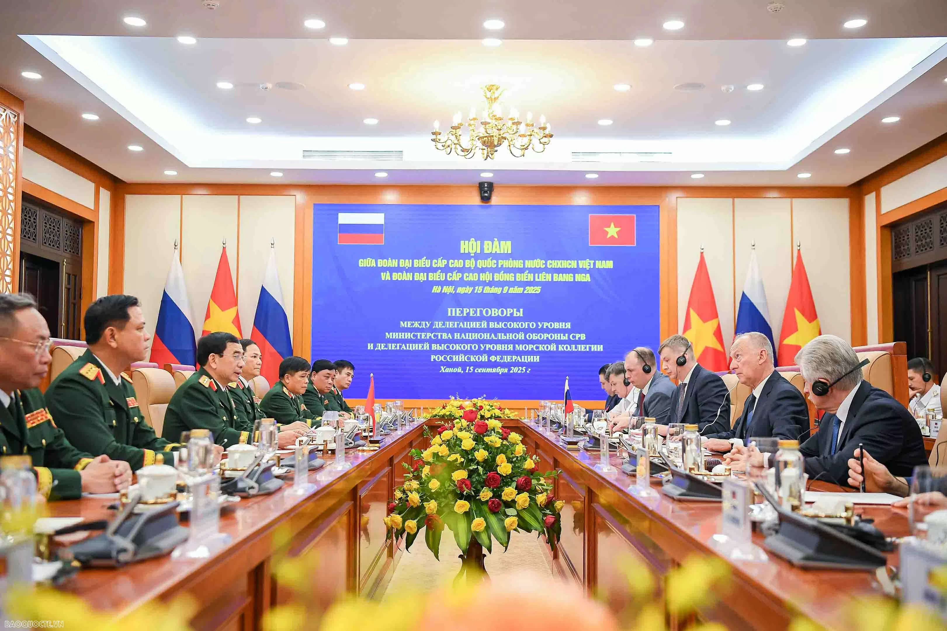 Đại tướng Phan Văn Giang tiếp Trợ lý Tổng thống, Chủ tịch Hội đồng Biển Liên bang Nga