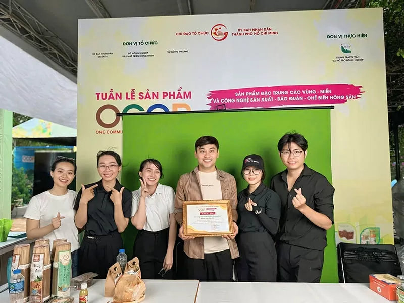 Min Mặn Mồi tại Tuần lễ sản phẩm OCOP TP.HCM, cùng quảng bá đặc sản Việt.