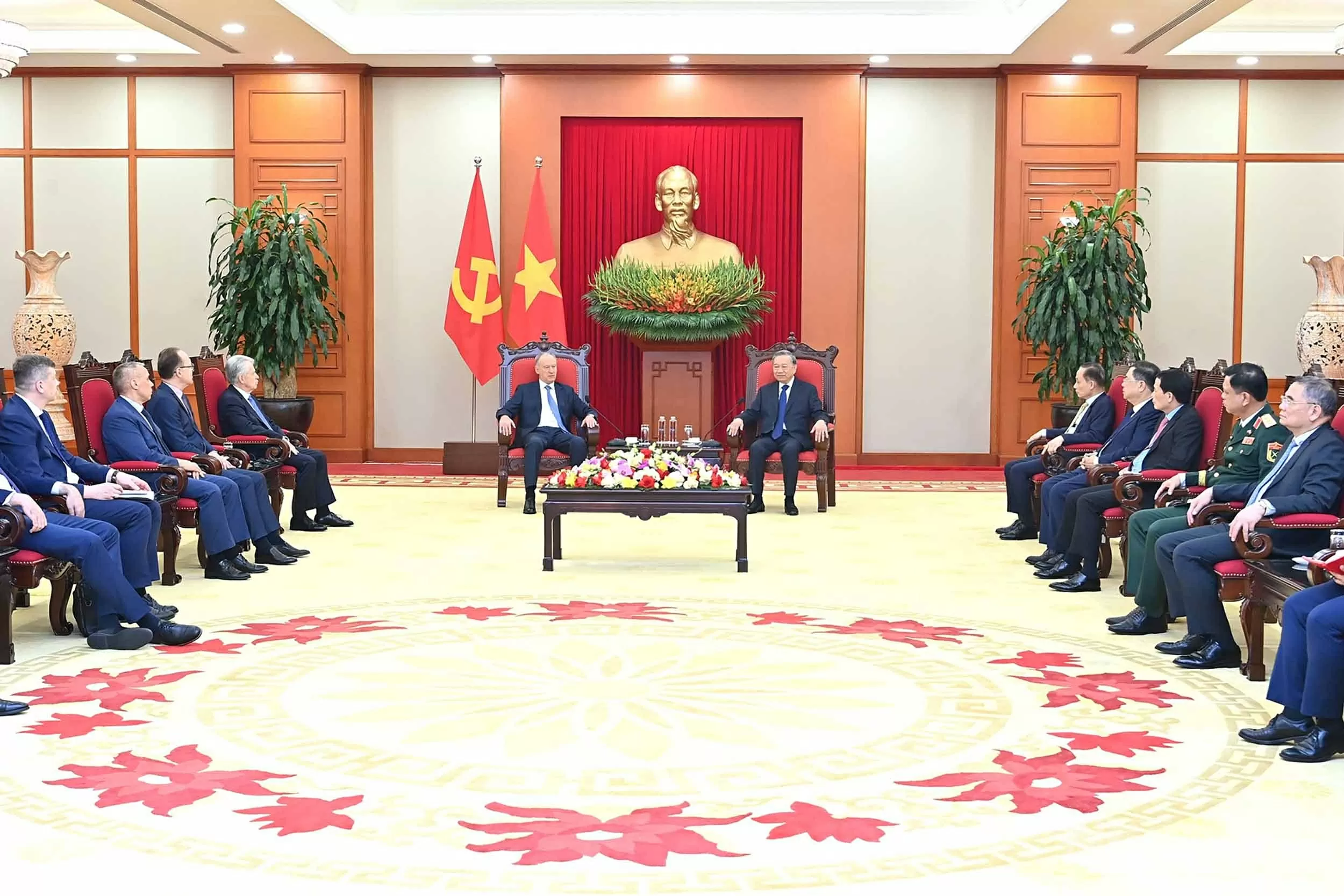 Tổng Bí thư Tô Lâm tiếp Trợ lý Tổng thống, Chủ tịch Hội đồng Biển Liên bang Nga