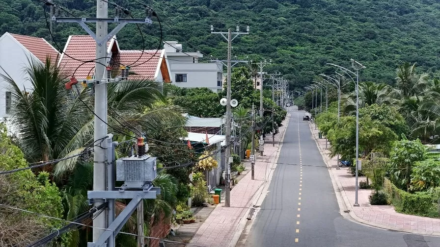 Điện lưới quốc gia ra Côn Đảo: Dấu mốc lớn cho sự phát triển của đặc khu