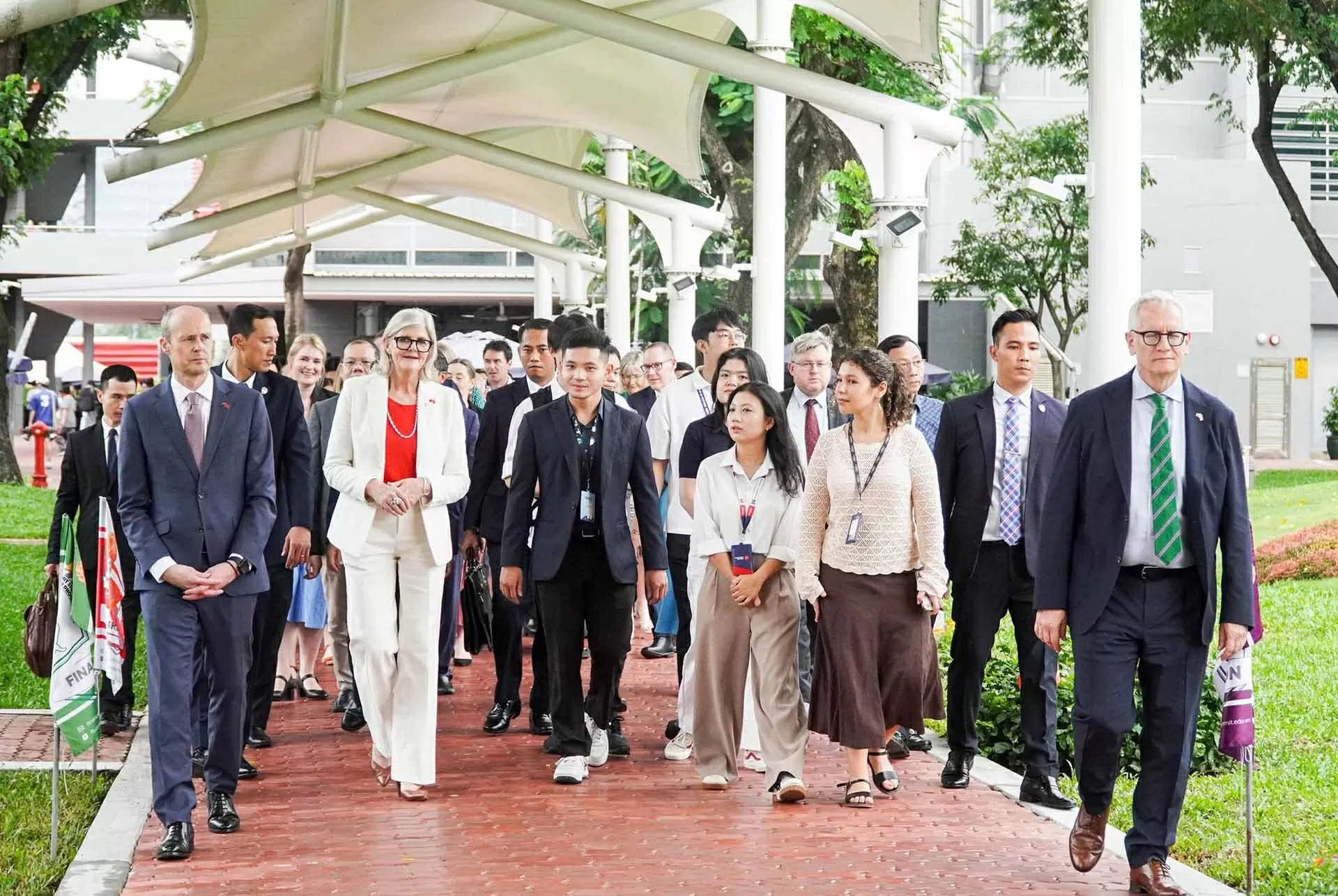 Toàn quyền Australia Sam Mostyn thăm và làm việc tại TP. Hồ Chí Minh